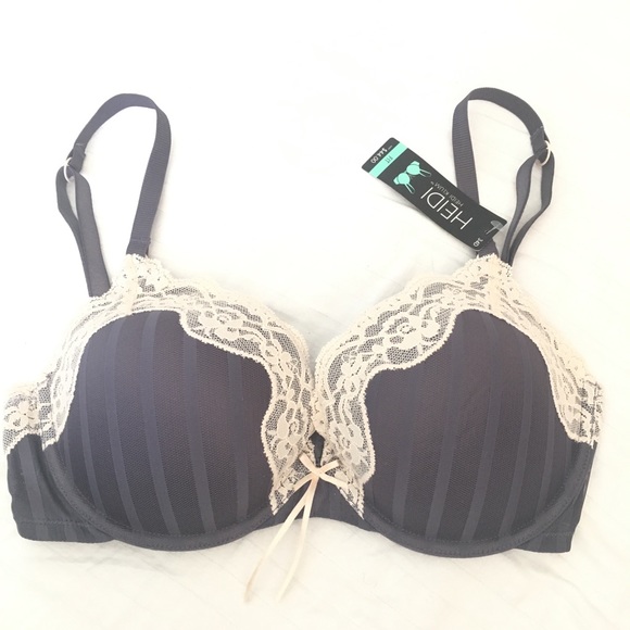 Heidi Klum Intimates Other - NWT Heidi Klum underwire lace trim bra 34D